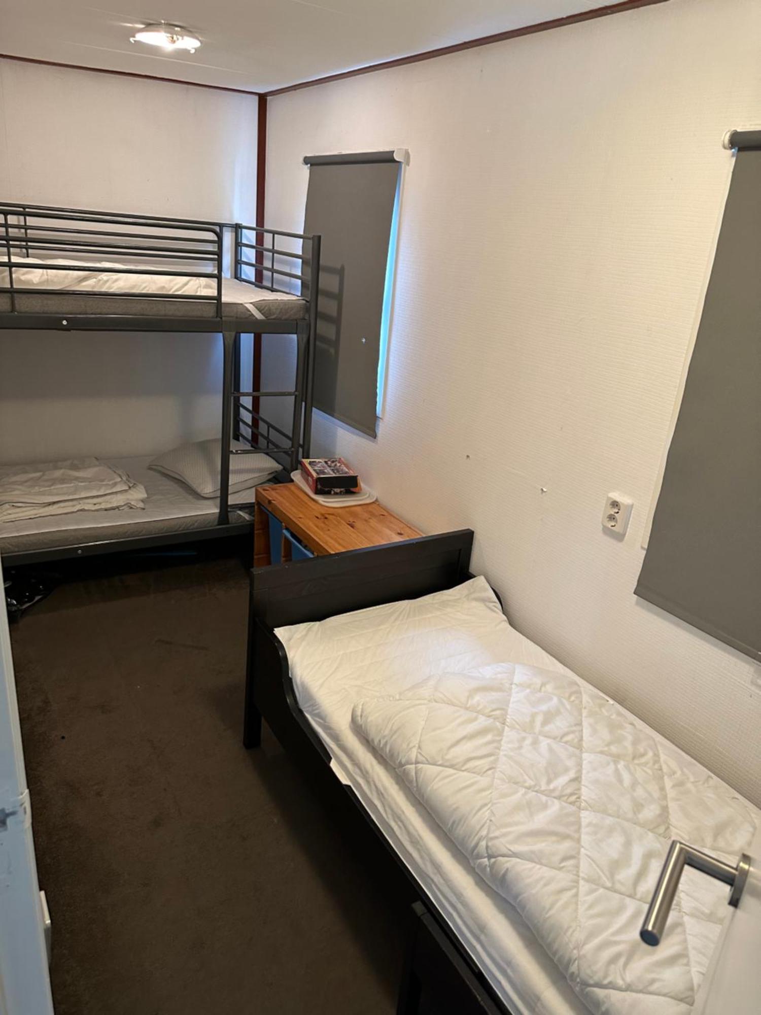 Bungalow Aan De Thoolse Kust Poortvliet Bagian luar foto